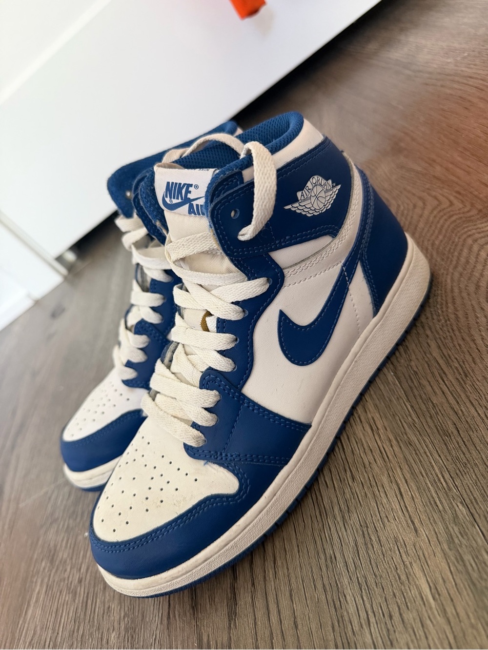 Jordan Air Jordan 1 High White and Blue: size 6Y